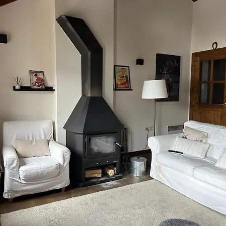Del Llac Apartment *
